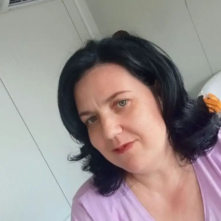 Я Rodica, 39, из Бухарест, ищу знакомство