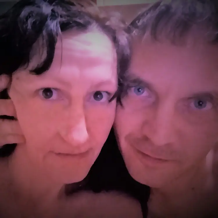 Мы Аня-И-Рома, 40, знакомлюсь для регулярного секса в Невинномысске