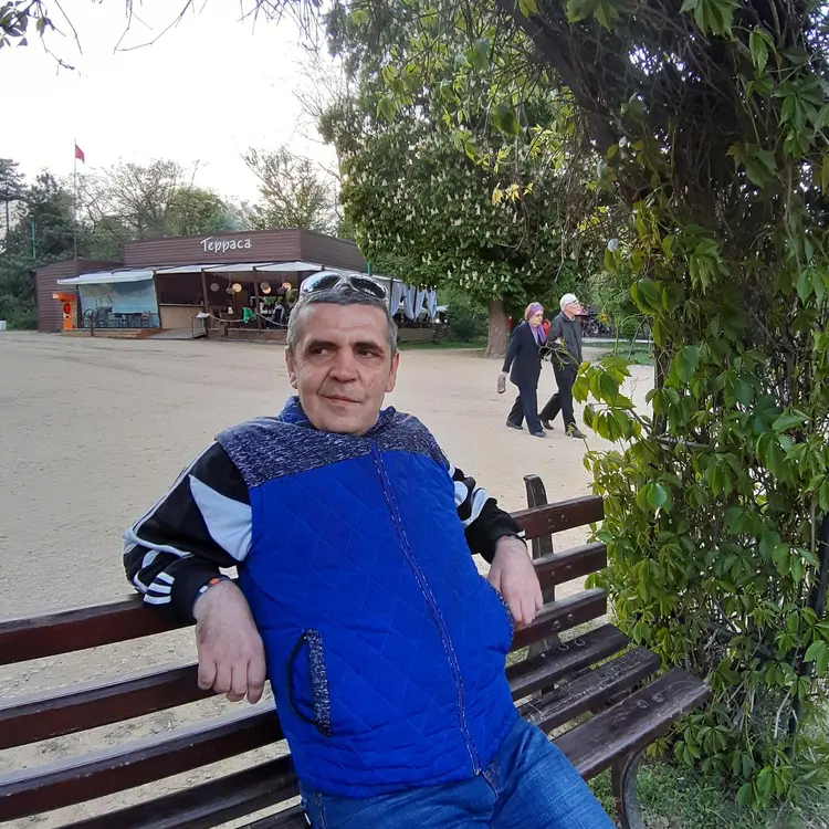Мы Александр И Ирина, 54, знакомлюсь в Таганроге