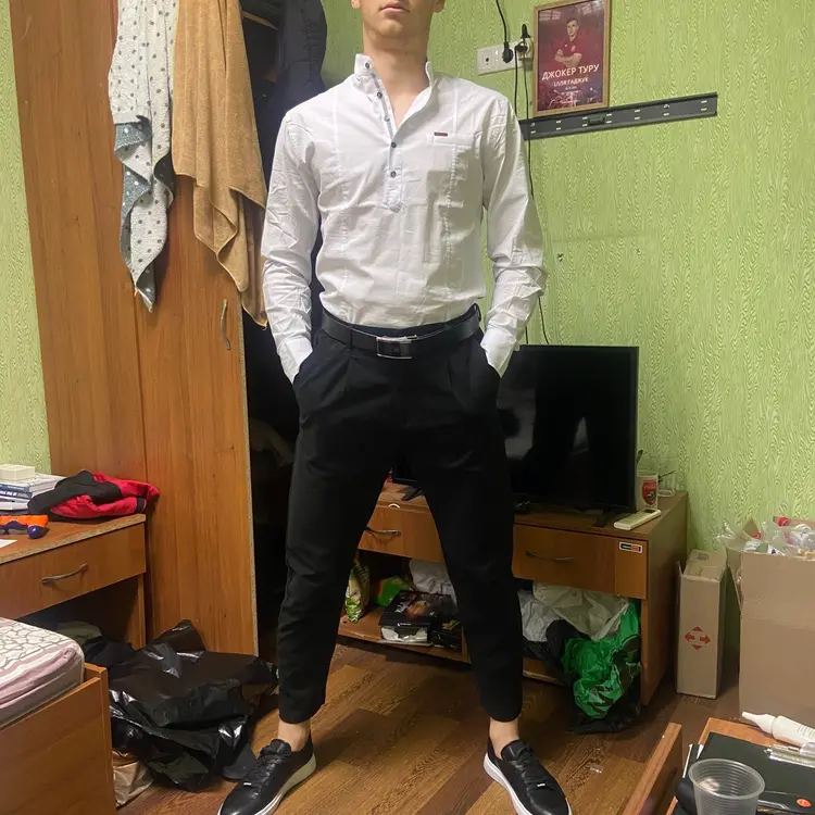 Я Богдан, 24, из Житомира, ищу знакомство для регулярного секса