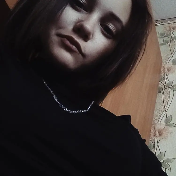 Я Алина, 26, из Екатеринбурга, ищу знакомство для приятного времяпровождения