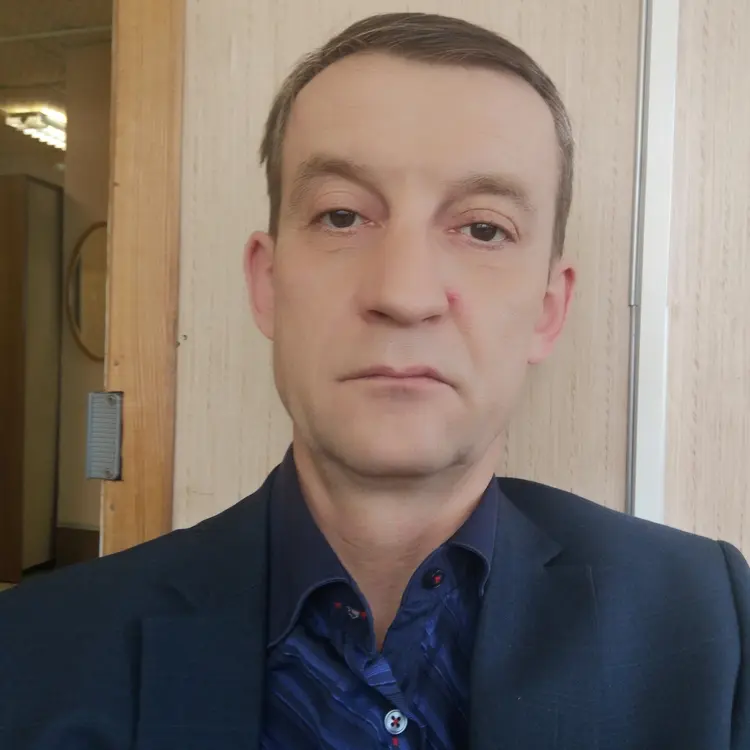 Я Дмитрий, 50, знакомлюсь для регулярного секса в Жуковском