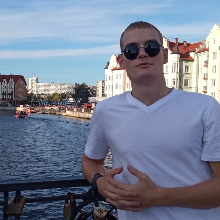 Я Илья, 22, знакомлюсь для постоянных отношений в Балтийске