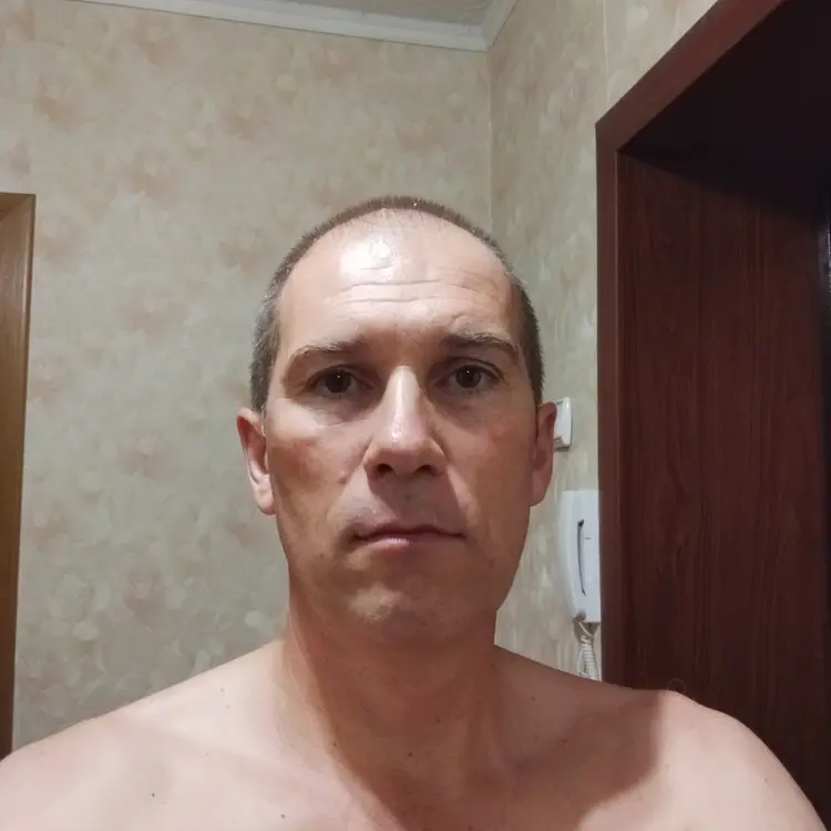 Сергей из Хабаровска, ищу на сайте секс на одну ночь