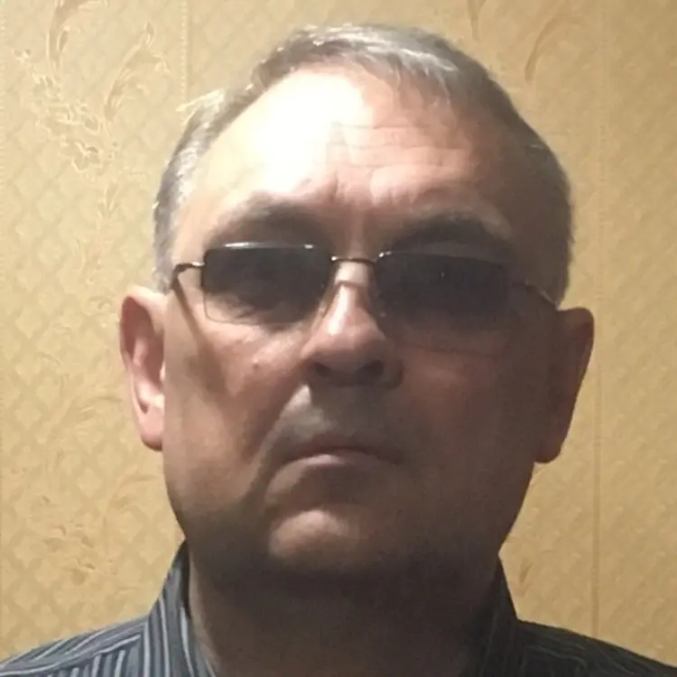 Я Игорь, 55, знакомлюсь для регулярного секса в Владимире