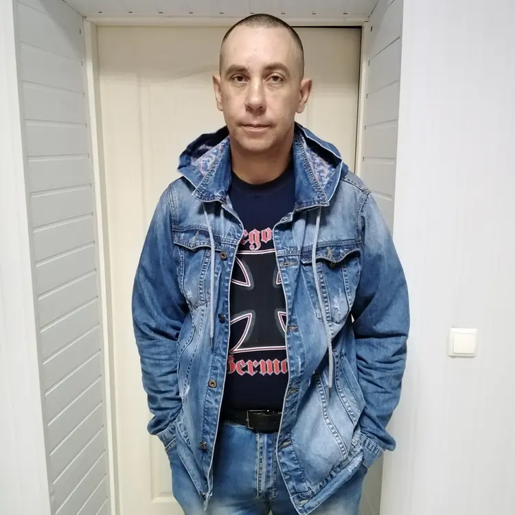 Олег из Светловодска, мне 48, познакомлюсь для регулярного секса