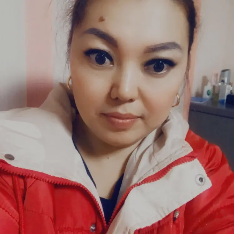 Эльмира из Алматы, мне 38, познакомлюсь для постоянных отношений