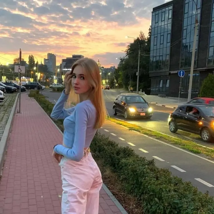 Женя из Воронежа, мне 22, познакомлюсь для секса на одну ночь