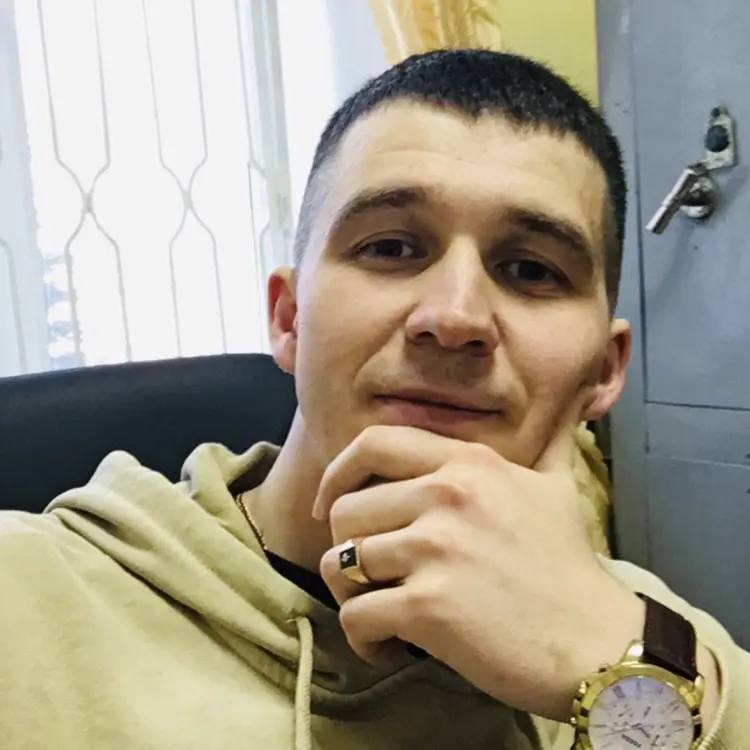 Я Андрей, 39, знакомлюсь для регулярного секса в Екатеринбурге