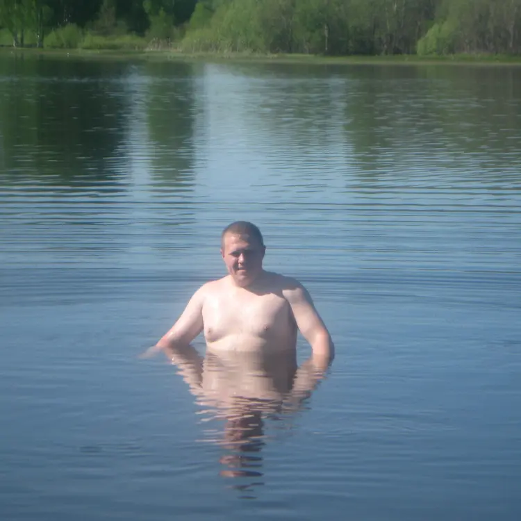 Я Андрей, 40, из Костромы, ищу знакомство для регулярного секса