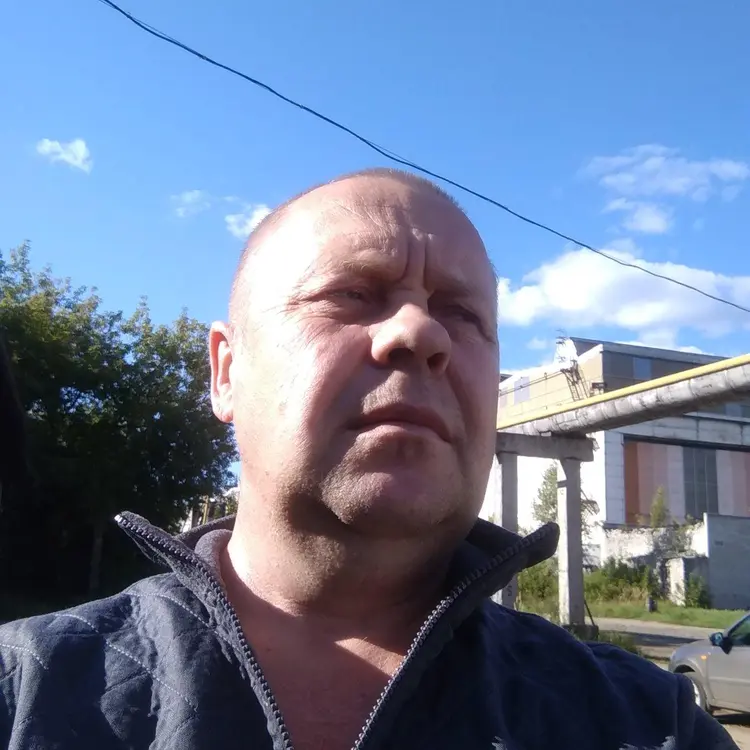 Я Олег, 52, из Нижнего Новгорода, ищу знакомство для постоянных отношений