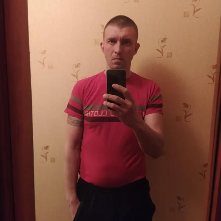 Я Иван, 38, из Южноукраинска, ищу знакомство для приятного времяпровождения