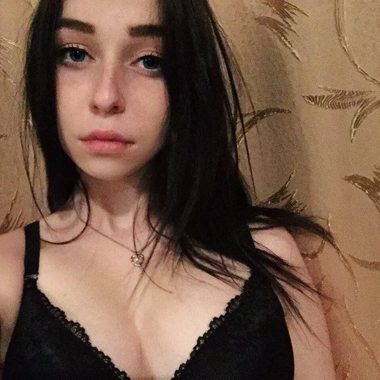 София из Владивостока, ищу на сайте секс на одну ночь