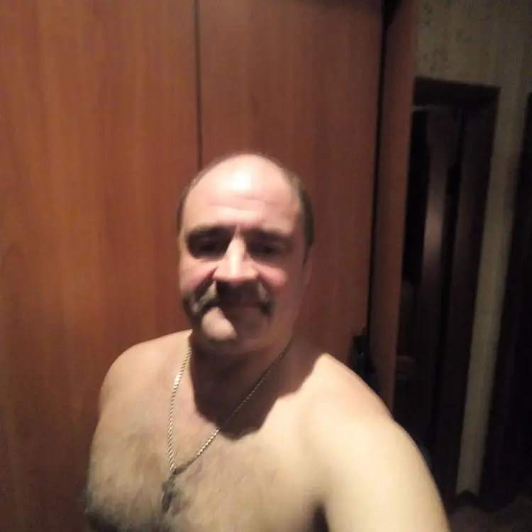 Я Валерий, 50, знакомлюсь для регулярного секса в Дзержинске