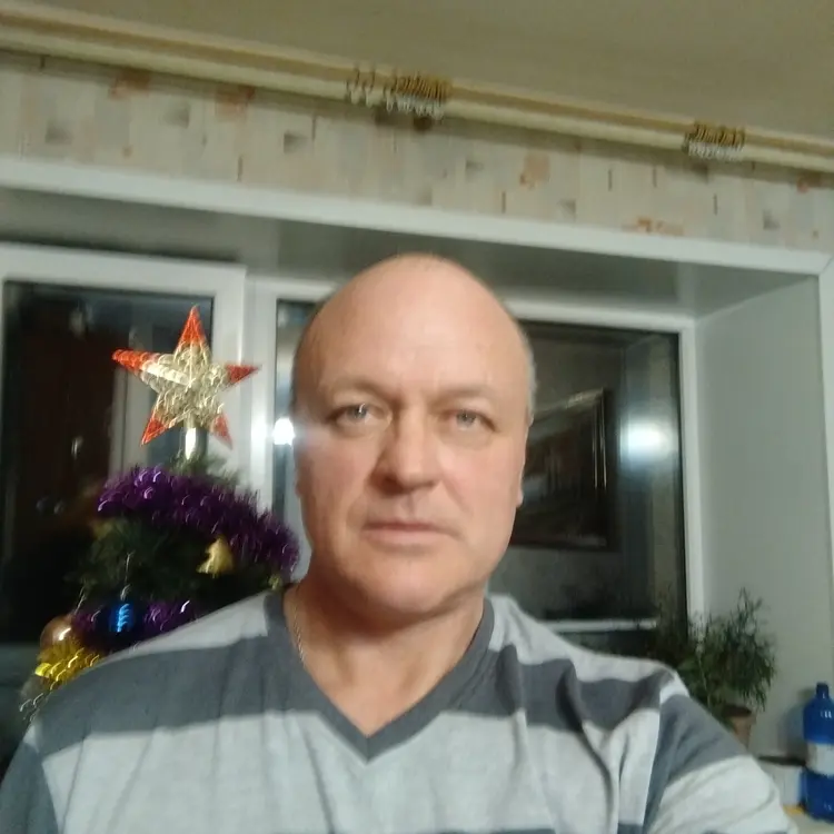 Александр из Усть-Каменогорска, мне 54, познакомлюсь для приятного времяпровождения