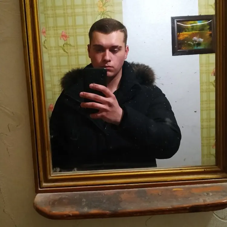 Я Паша, 22, знакомлюсь для регулярного секса в Могилёве
