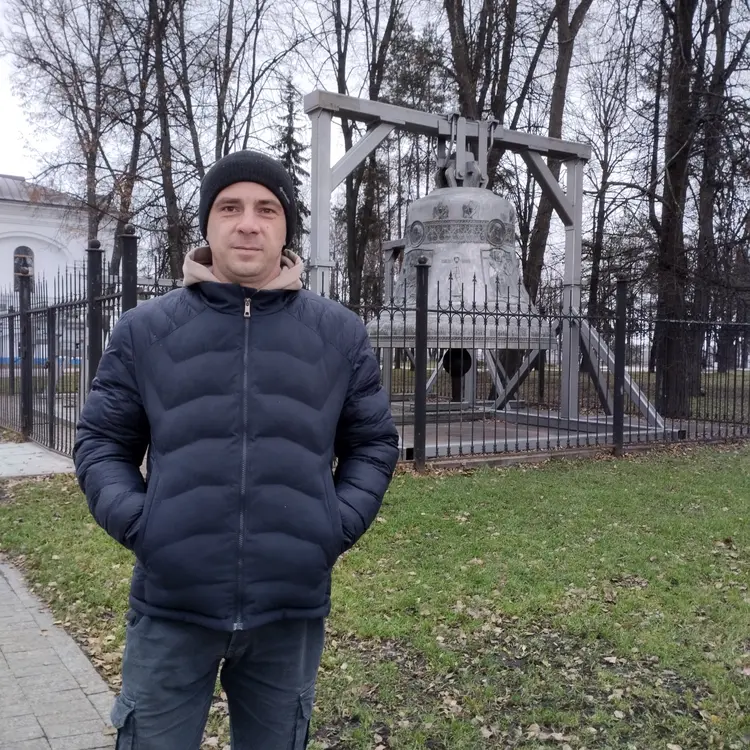 Я Сергей, 37, из Череповца, ищу знакомство для секса на одну ночь