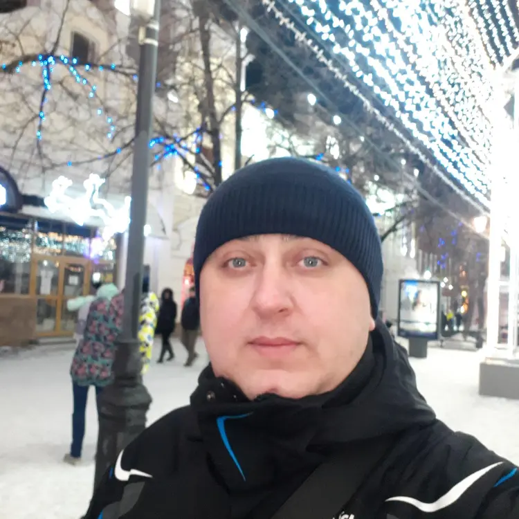 Я Сергей, 40, знакомлюсь для регулярного секса в Челябинске