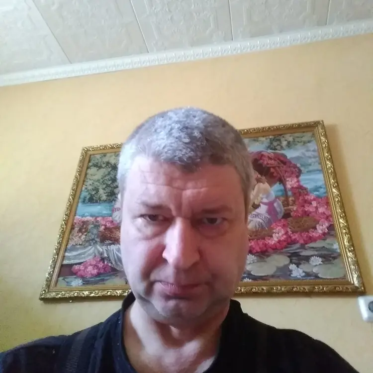 Девятков Евгений А из Екатеринбурга, мне 51, познакомлюсь для секса на одну ночь