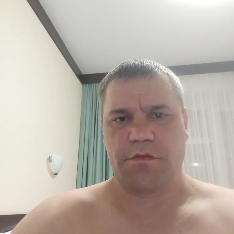 Павел из Красноярска, ищу на сайте секс на одну ночь