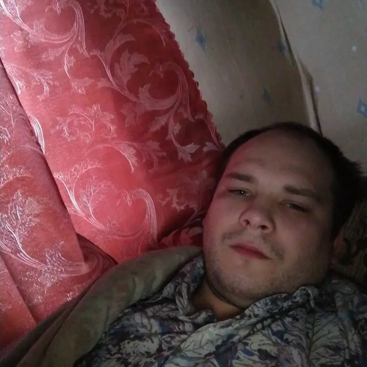 Михаил Васильев из Санкт-Петербурга, мне 33, познакомлюсь для секса на одну ночь