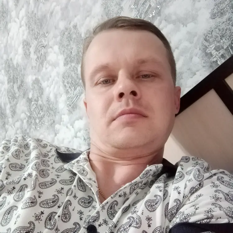 Кирилл из Выксы, мне 41, познакомлюсь для регулярного секса