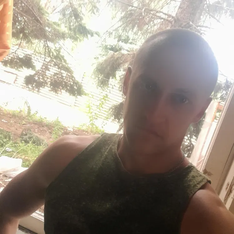 Дмитрий из Донецка, ищу на сайте регулярный секс