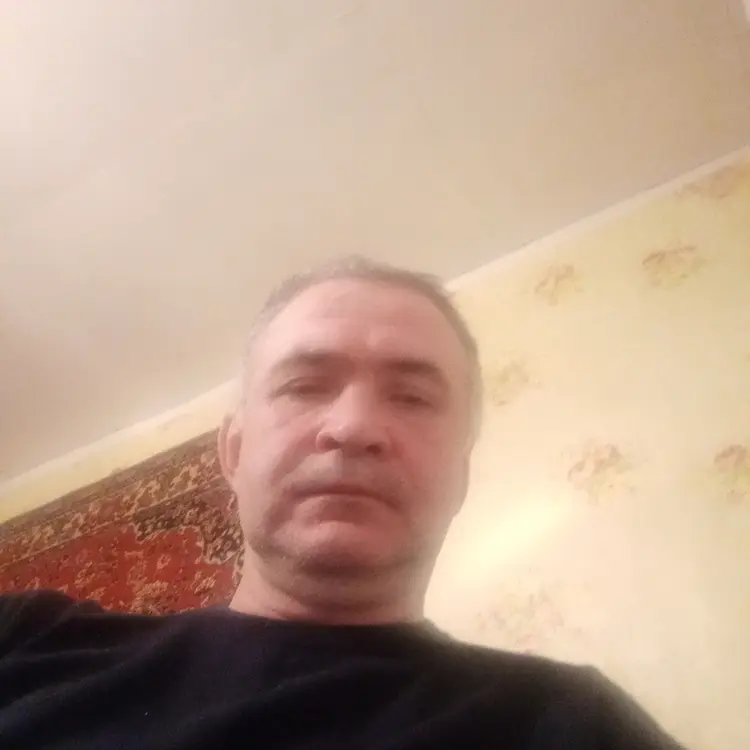 Я Дмитрий, 53, из Вышнего Волочка, ищу знакомство для секса на одну ночь