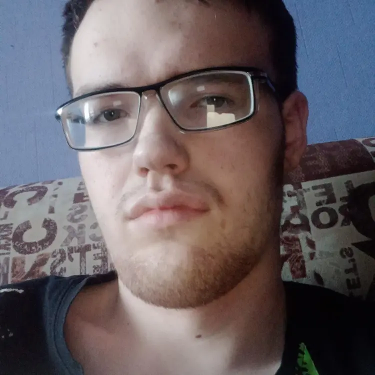 Я Антон, 23, из Рубцовска, ищу знакомство для регулярного секса
