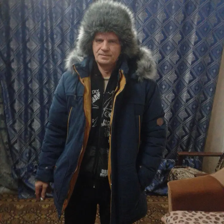 Я Aleksej, 49, знакомлюсь для регулярного секса в Амурске