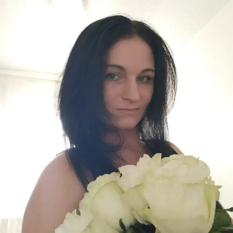 Я Elena, 30, знакомлюсь для регулярного секса в Нижнем Новгороде